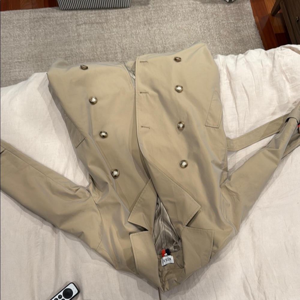 Kule trench coat. Excellent condition XS